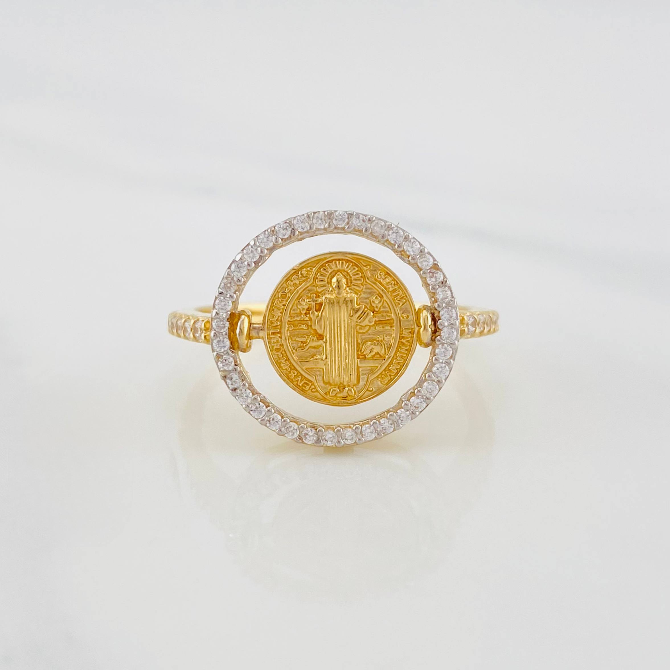 Anillo San Benito Móvil 3.5g / T7 3/4 Dos Oros Amarillo Blanco 18K