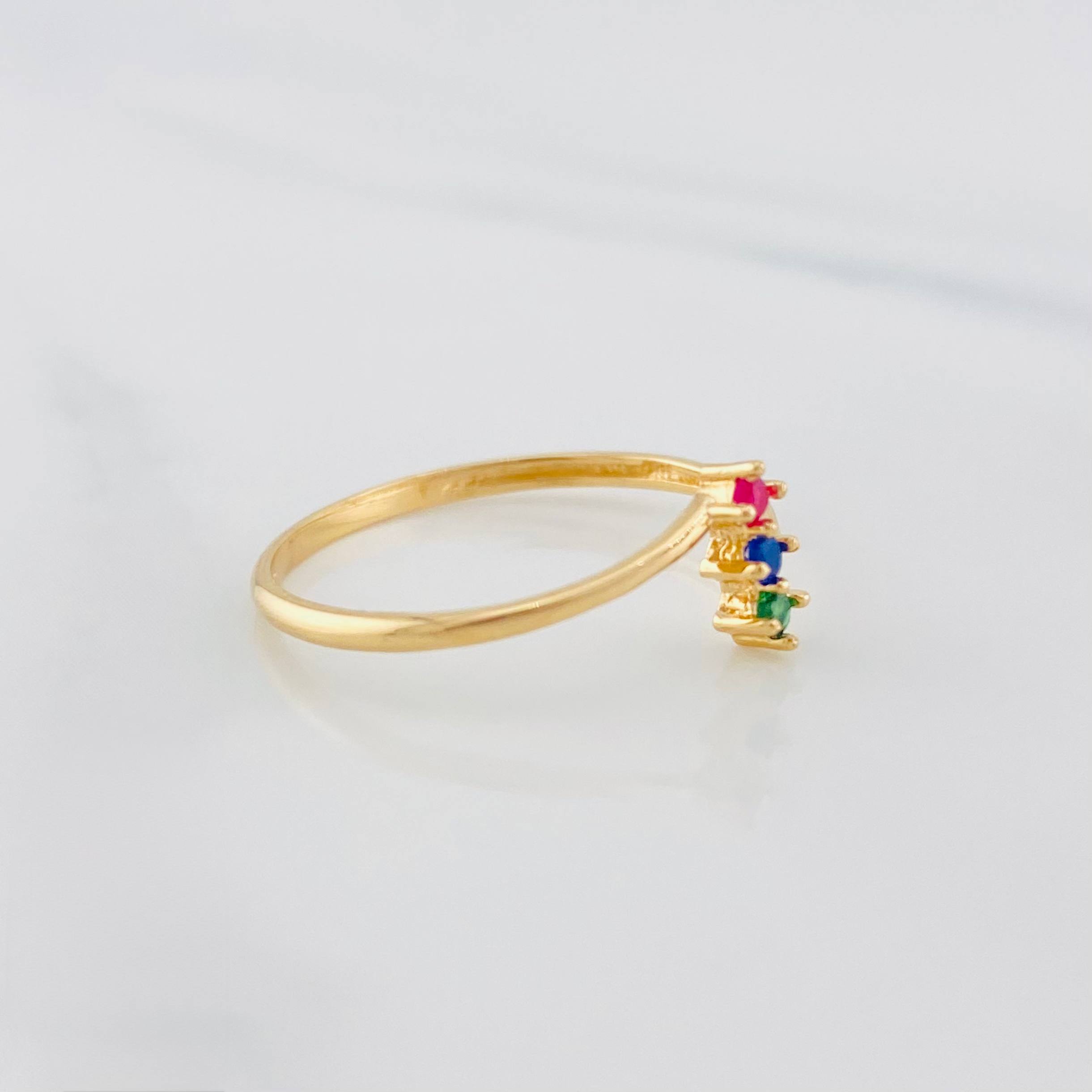 Anillo Trio Vertical 1.05g / T7 Oro Amarillo 18K