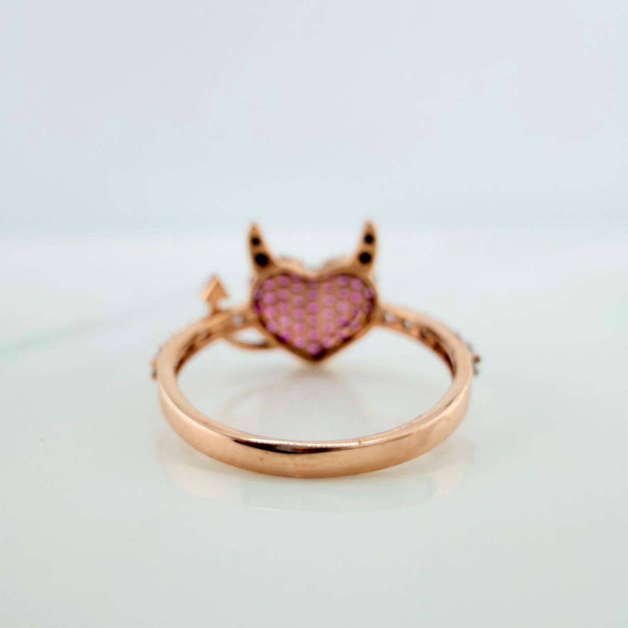 Anillo Corazon Devil 2.5gr / T6 3/4 / Tres Oros 18K &