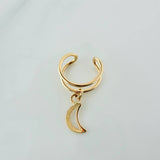 Hanging Moon Earcuff Piercing 0.9g / 1/2 in / Yellow Gold 18K $