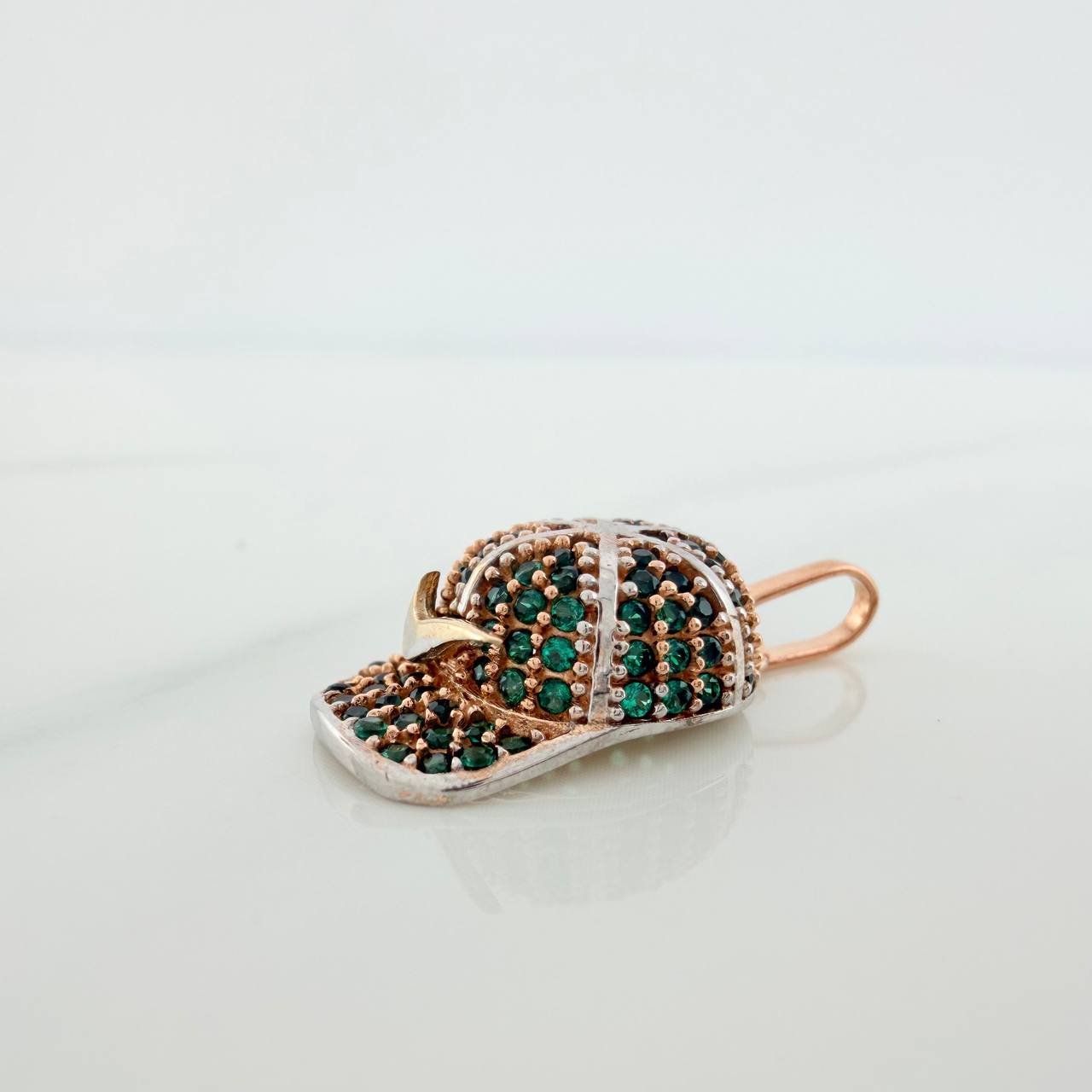 Dije Gorra Chulo 2.05gr / 3/4 in / Tres Oros 18K $