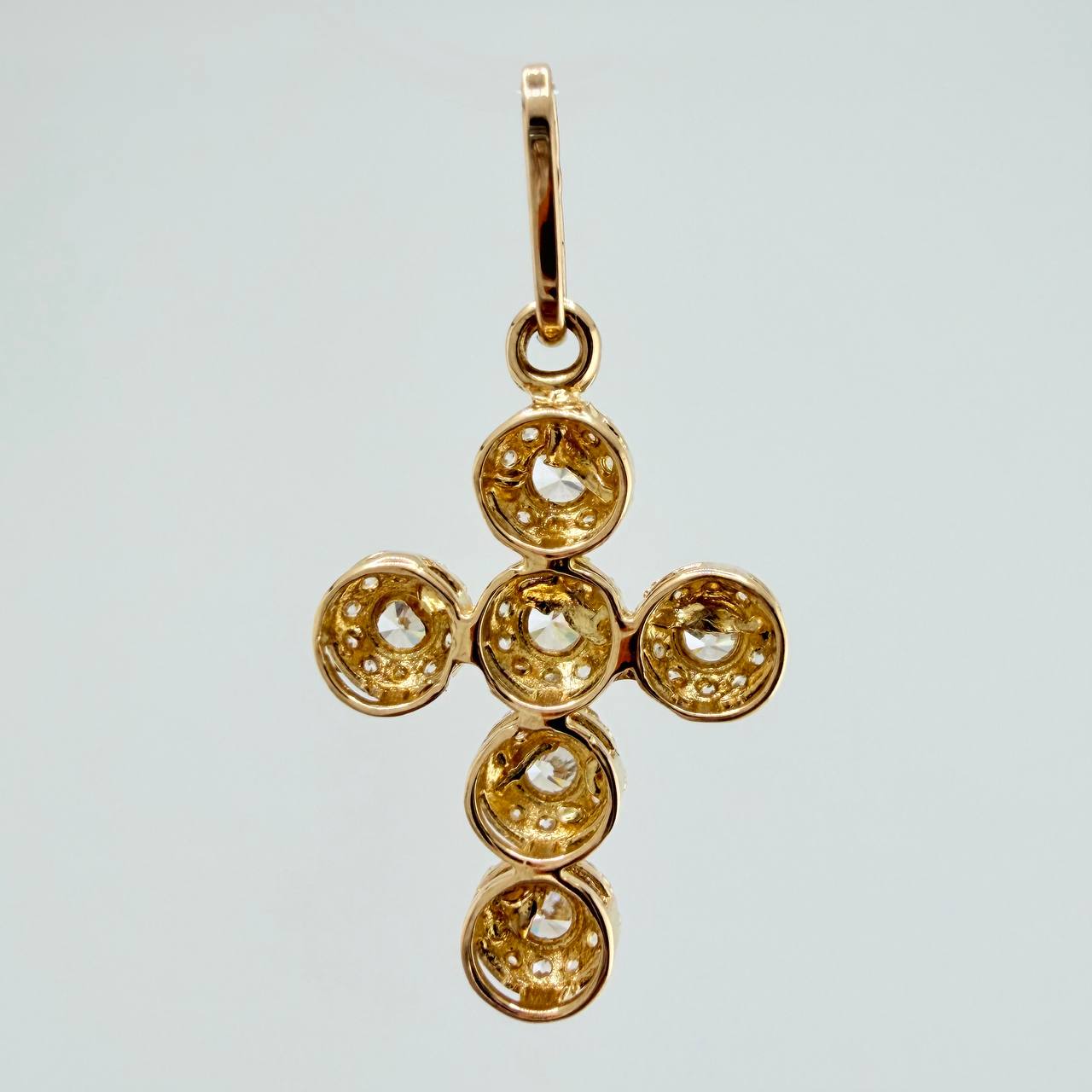 Dije Cruz Tupida 1.5gr / 1 in / Oro Amarillo 18K $