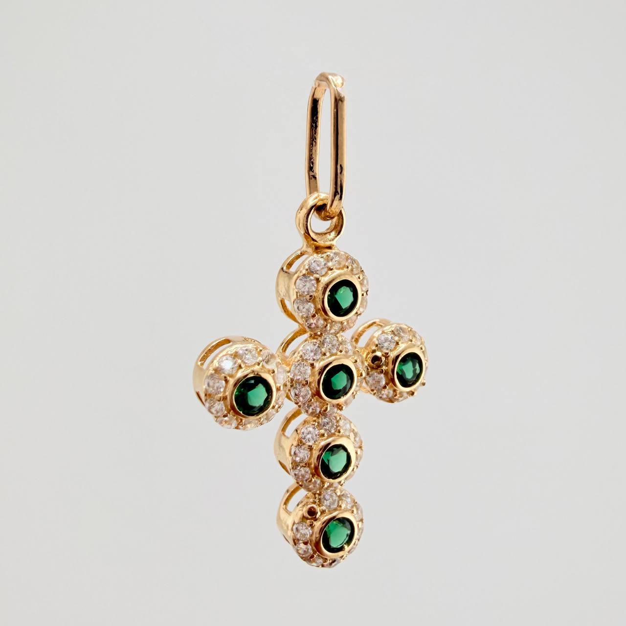 Dije Cruz Tupida 1.4gr / 1 in / Oro Amarillo 18K $
