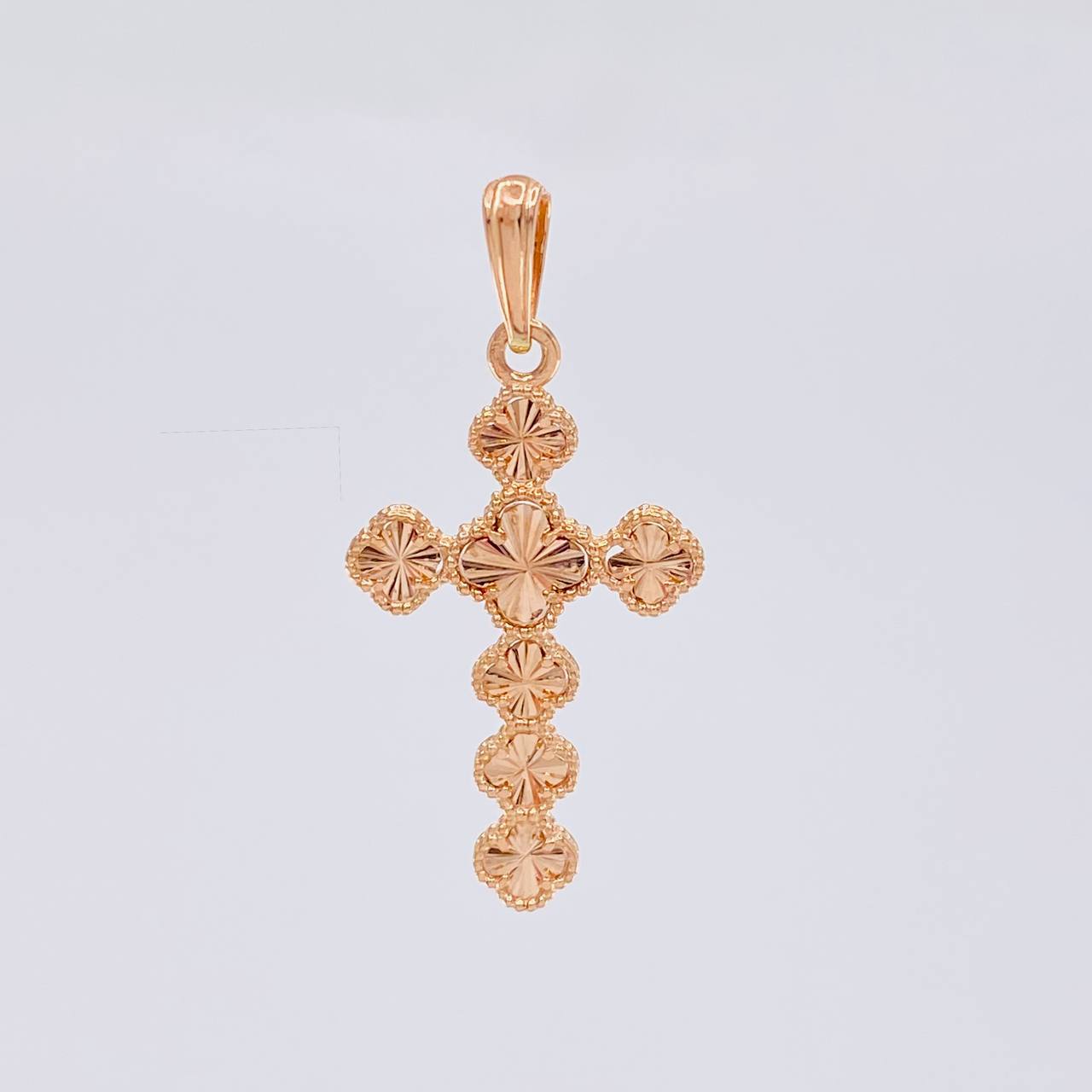 Dije Trebol Diamantado 2.65g / 1 1/2 in Oro Rosa 18K