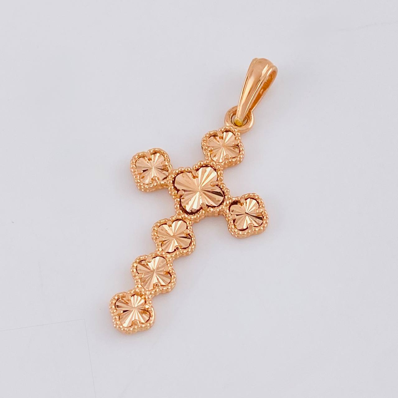 Dije Trebol Diamantado 2.65g / 1 1/2 in Oro Rosa 18K