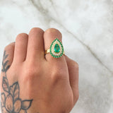 Halo Ring Drop Dense 6.15gr / T6 3/4 / Emeralds 1.17 Qts Diamonds 34pts Yellow Gold 18K (Jewel) *
