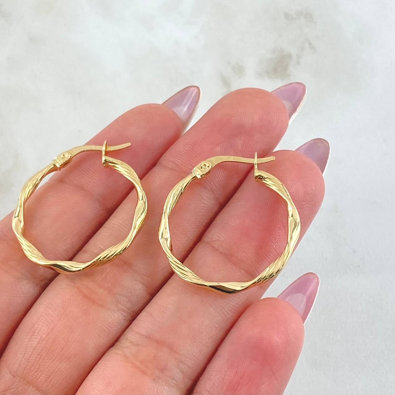 Hoop Earrings Mai 1.55gr / 1in / 18K Gold +0$