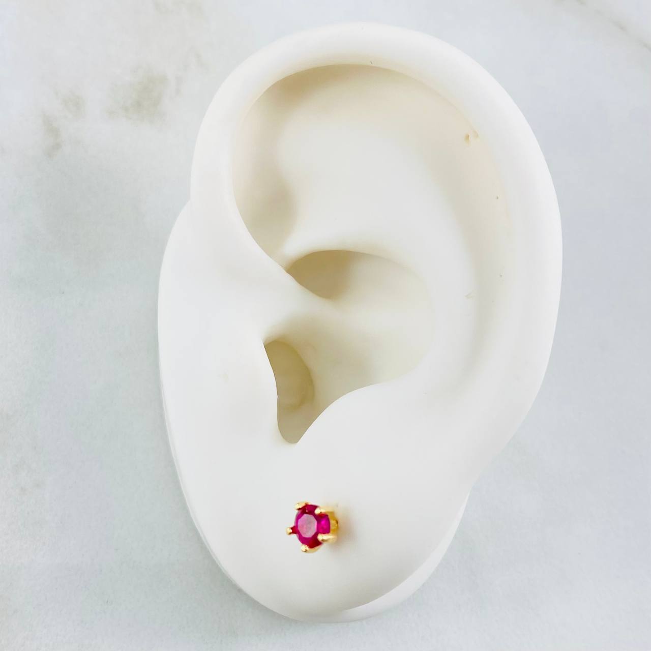 Topos Bisel Cinco Garras 0.85gr / 5mm Oro Amarillo 18K *