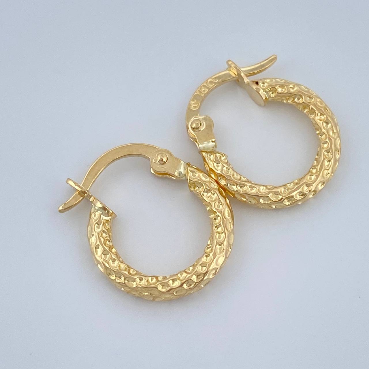 Candongas Carly 0.95gr / 1/2 in / Oro Amarillo 18K %