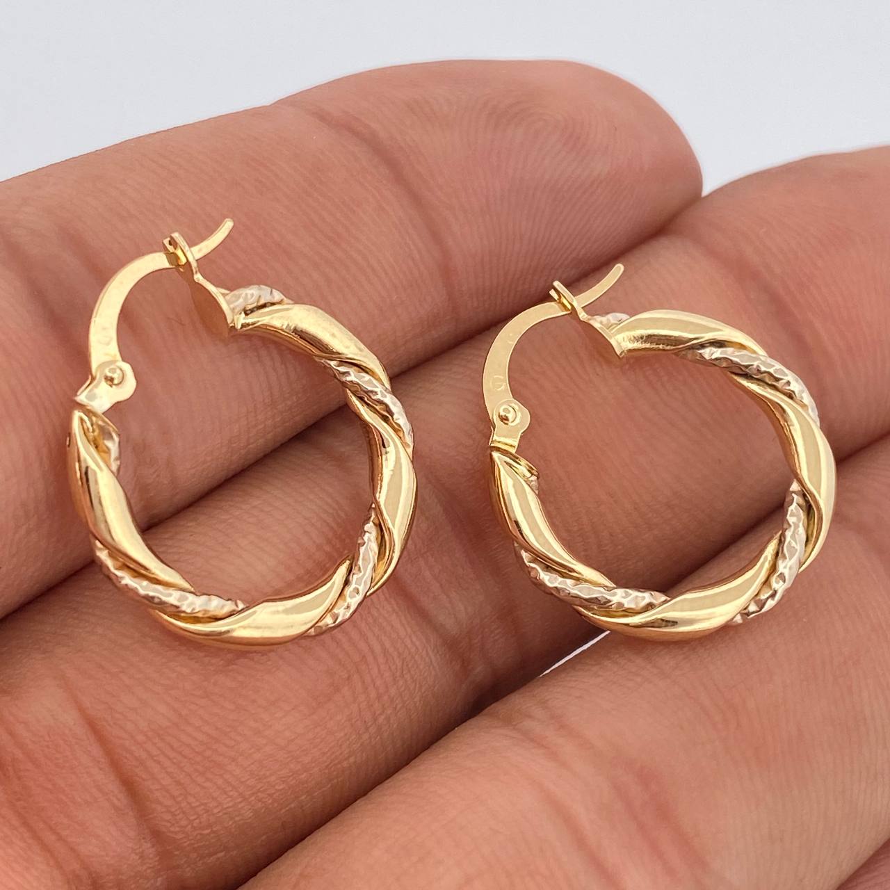 Hoop Earrings Sari 1.9gr / 3/4 in / Two Yellow White Gold 18K %