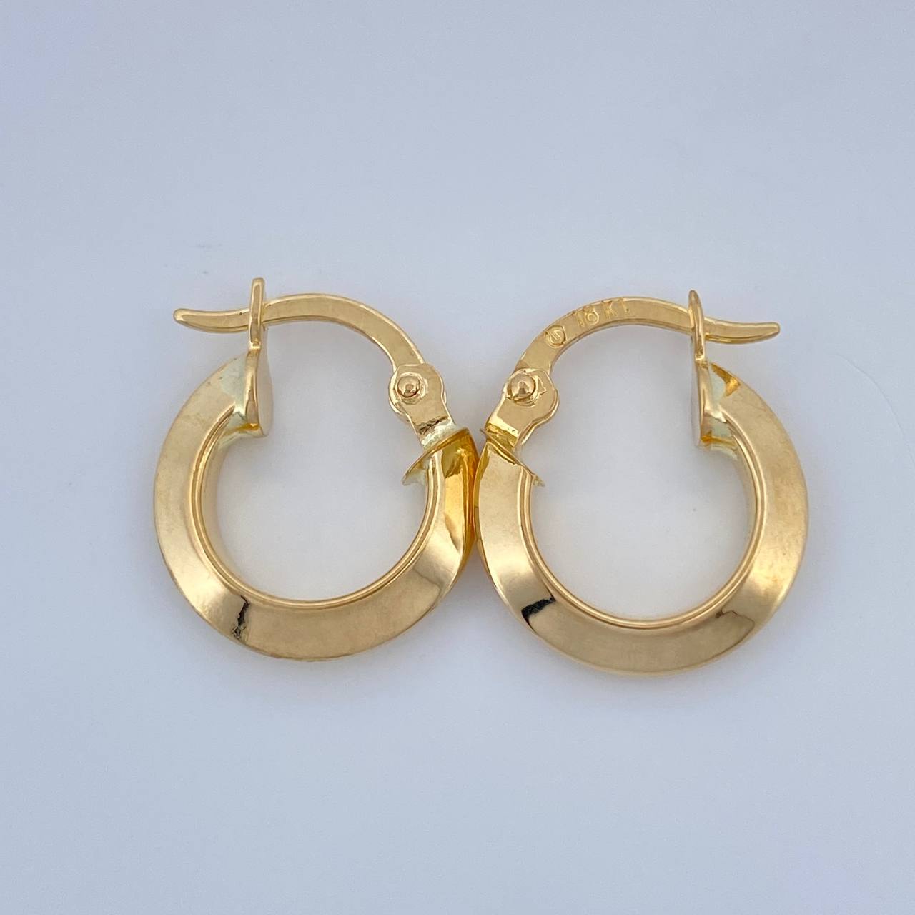 Candongas Clau 1.15gr / 1/2 in / Oro Amarillo 18K %