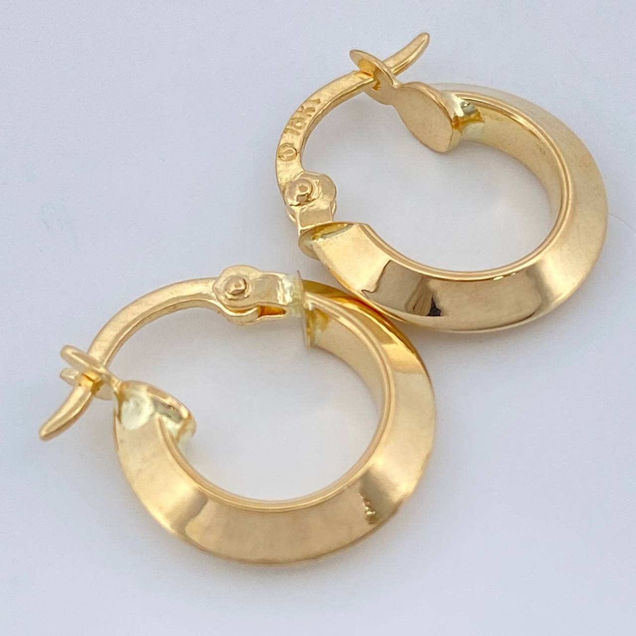 Candongas Clau 1.15gr / 1/2 in / Oro Amarillo 18K %