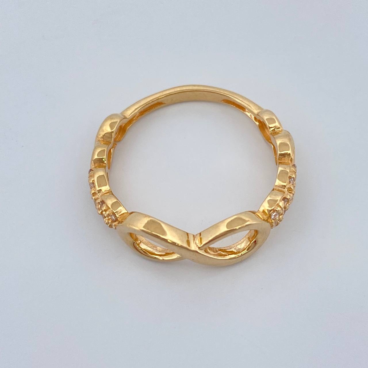 Anillo Infinito 2.7gr / T6 / Oro Amarillo 18K %