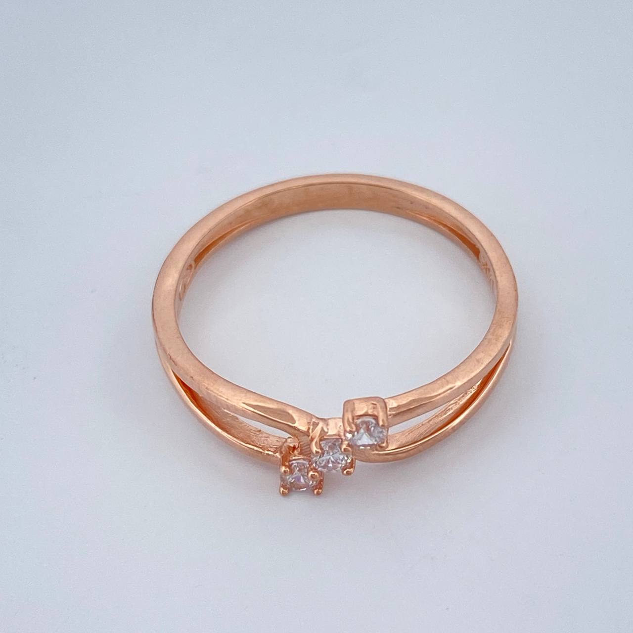 Trinidad Ring 1.8gr / Size 6 / 18K Gold +