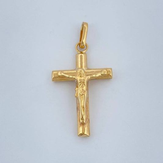 Dije Cruz Cristo 0.85gr / 1 1/4 in / Oro Amarillo 18 %
