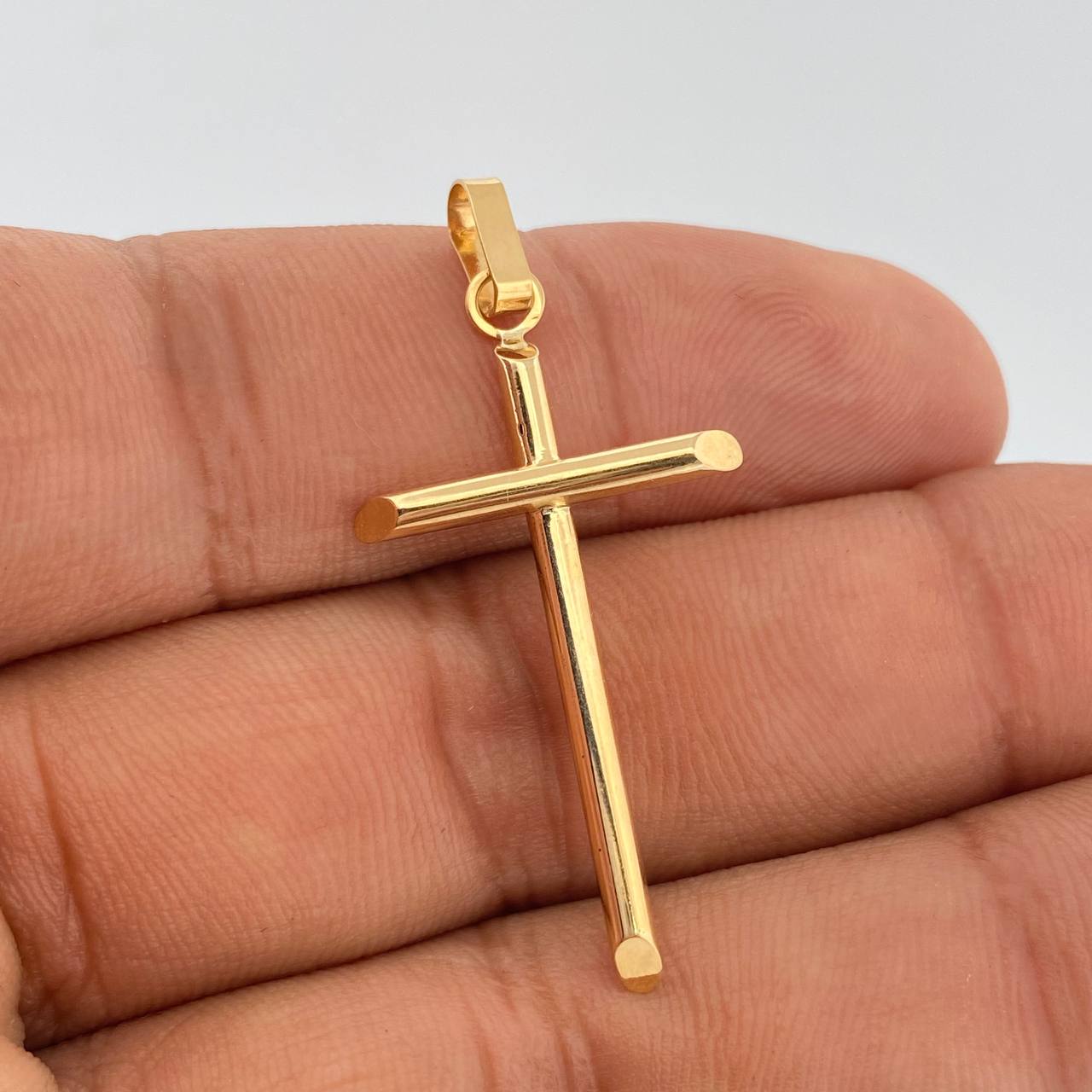 Dije Cruz 1.85gr / 2 in / Oro Amarillo 18K %