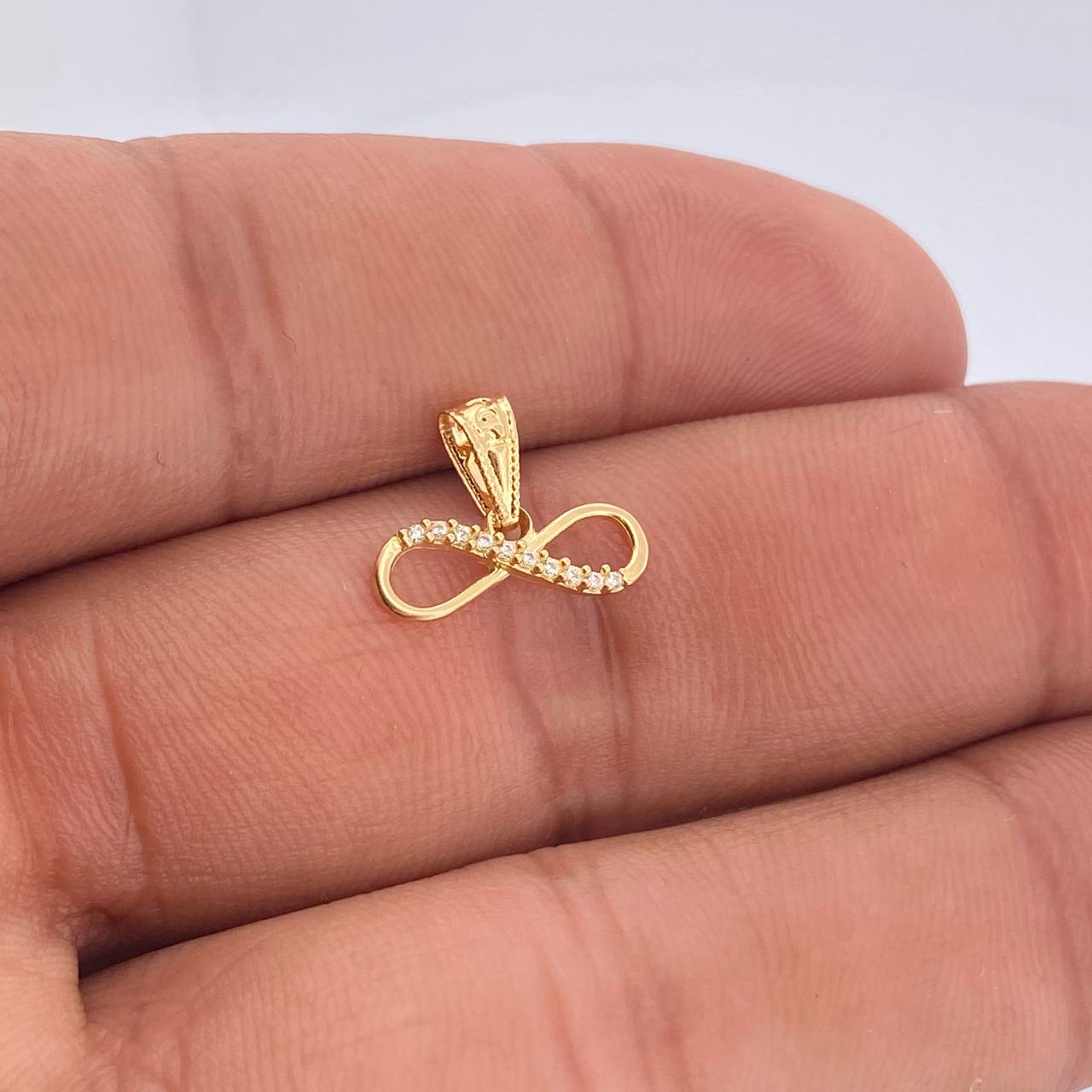 Dije Infinito 0.55gr / Oro Amarillo 18K %