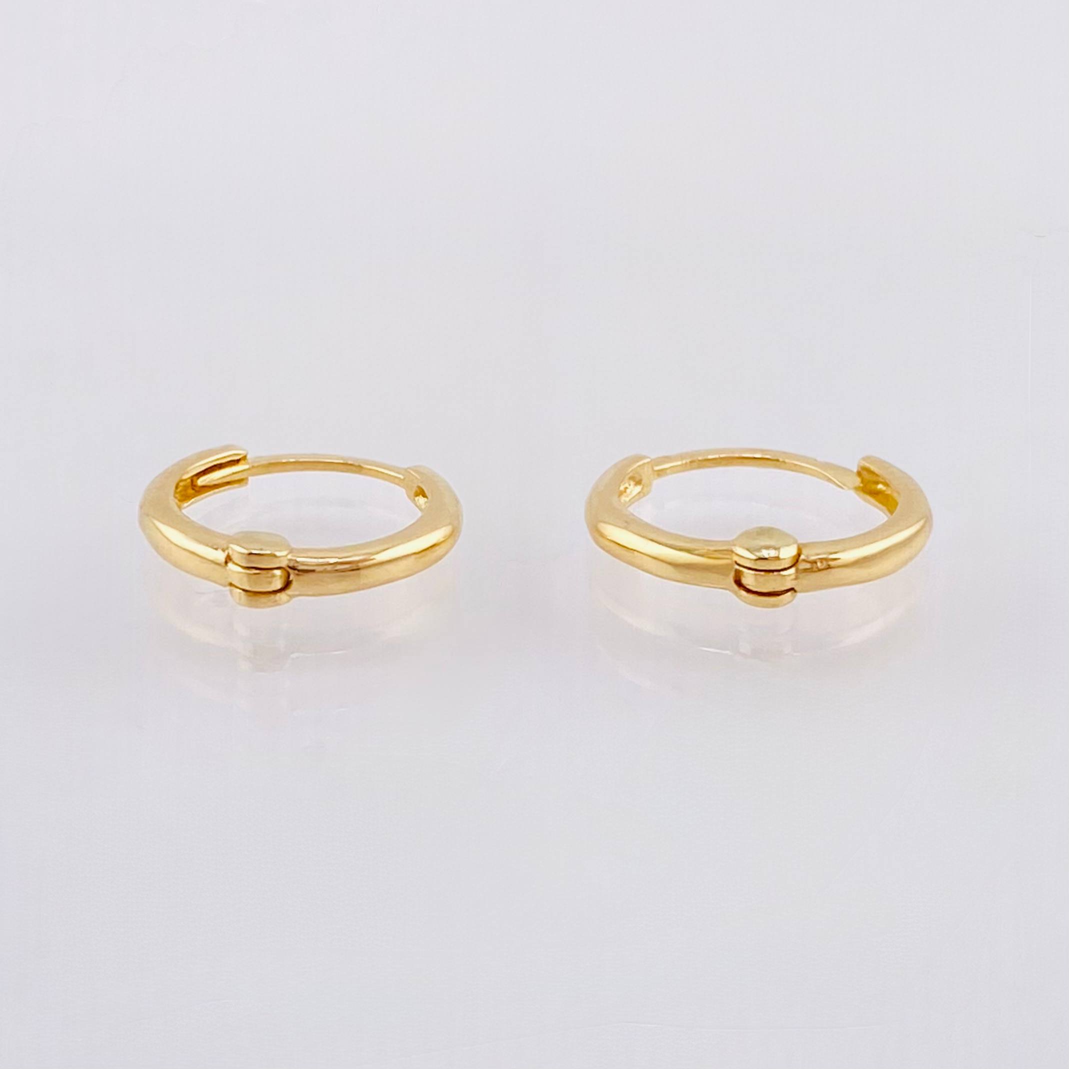Candongas Lisas Abultadas 1.15gr / 1/2 in / Oro Amarillo 18K