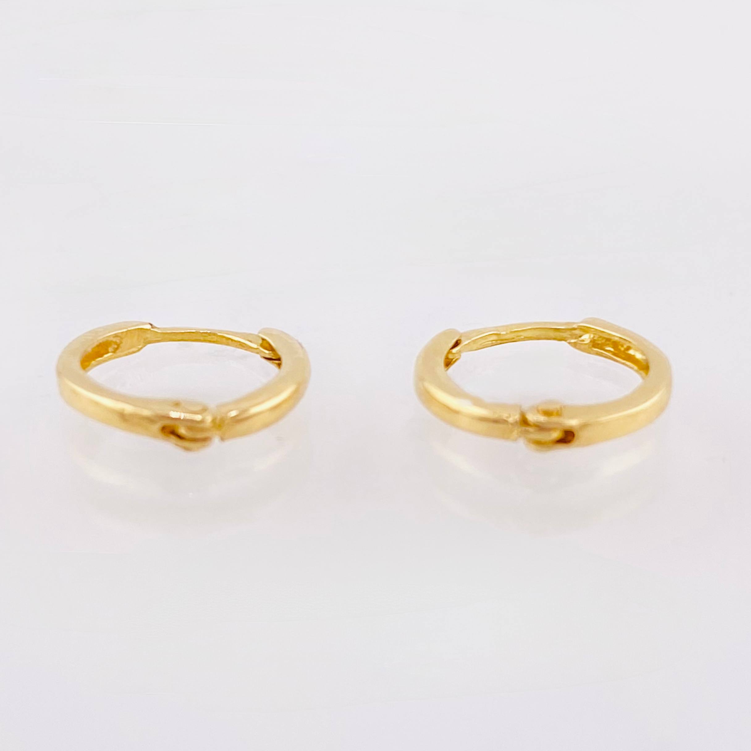 Candongas Lisas 0.8gr / 1/2 in / Oro Amarillo 18K ©