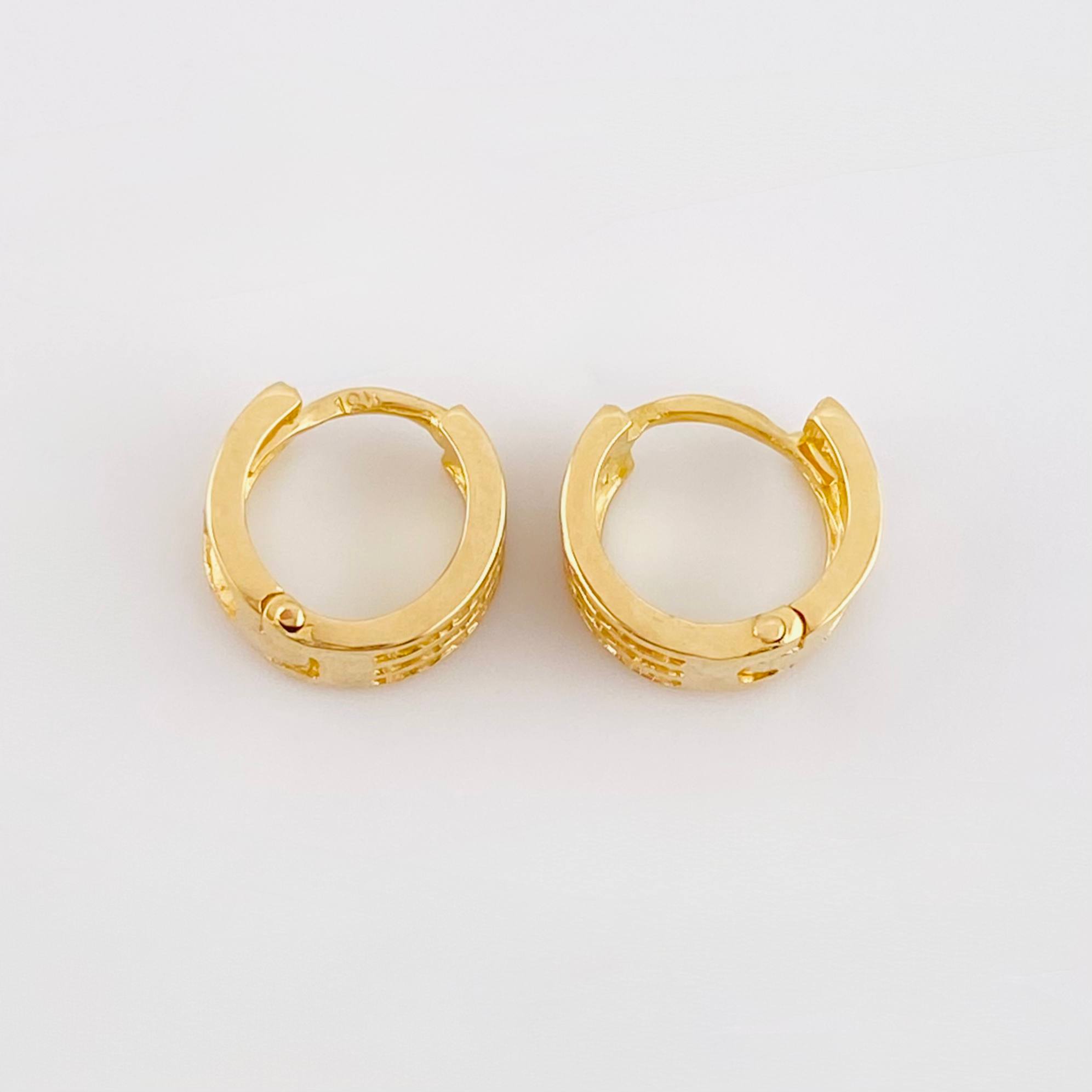 Triple Channel Hoop Earrings 2.2gr / 1/2 in / 18K Yellow Gold *
