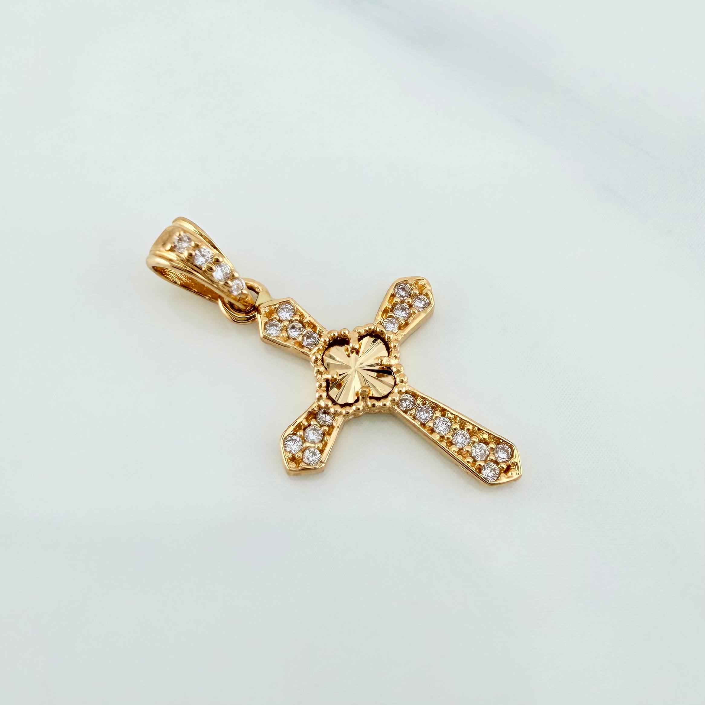 Clover Cross Pendant 1.1 g / 1 in Yellow Gold 18K