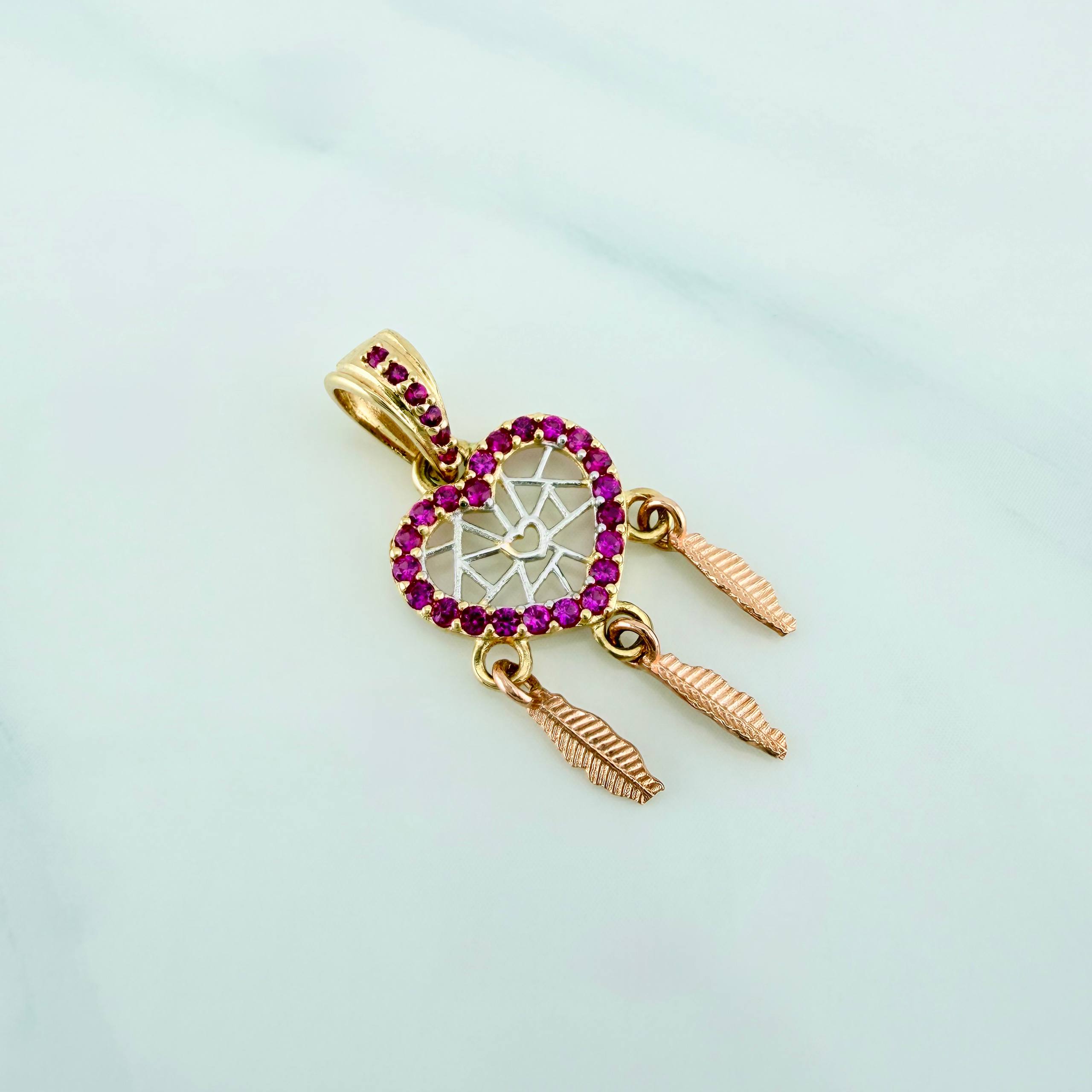 Dreamcatcher Heart Pendant 1.65 g / 1 in Three 18K Golds