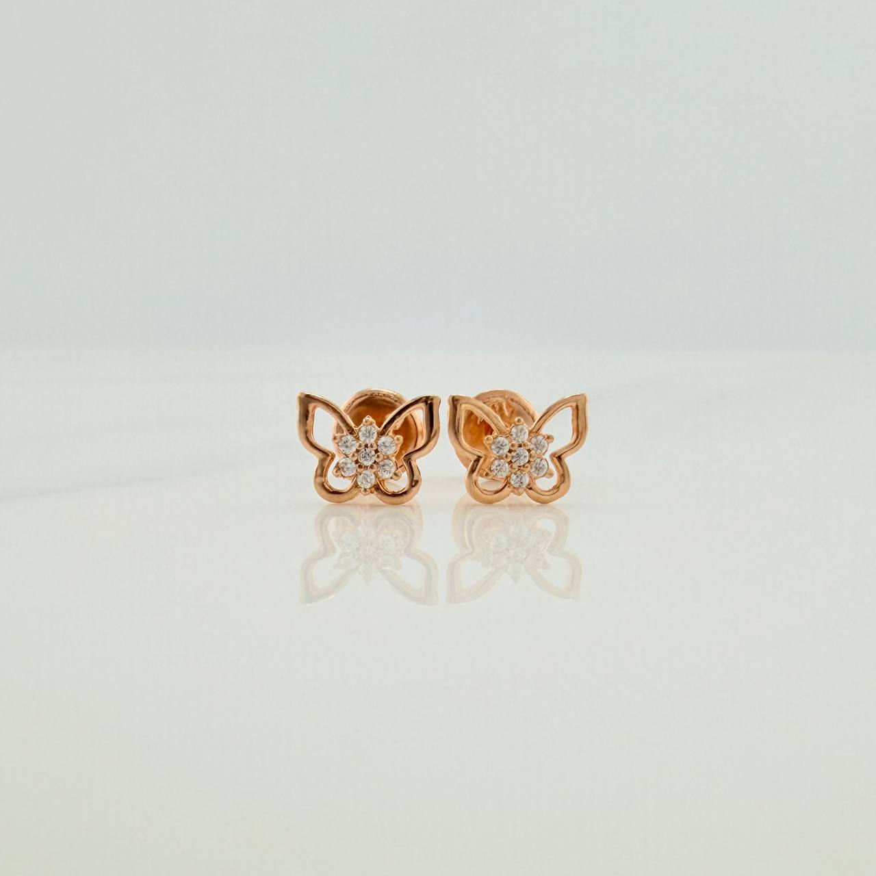 Topos Silueta Mariposa Flor 0.75gr / 6.04mm Oro Rosa 18K %
