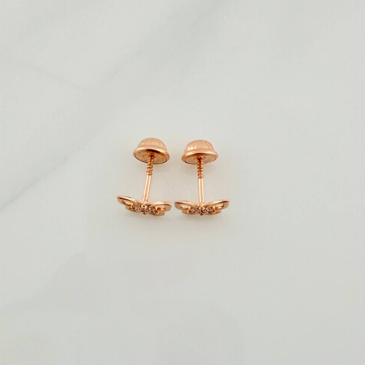 Topos Silueta Mariposa Flor 0.75gr / 6.04mm Oro Rosa 18K %