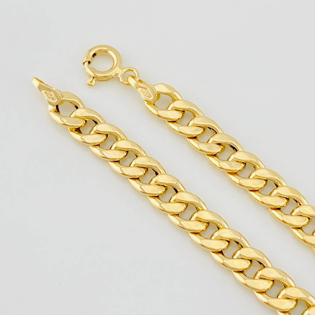 Pulso Cubano 2.3g / 7 1/2 in / 5.2mm Oro Amarillo 18K