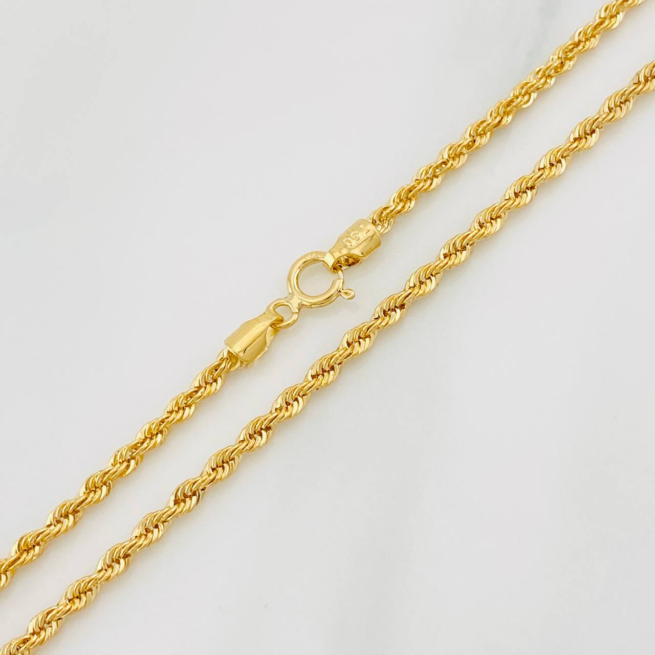Rope Chain 2.7g / 20 in / 2.1mm Yellow Gold 18K