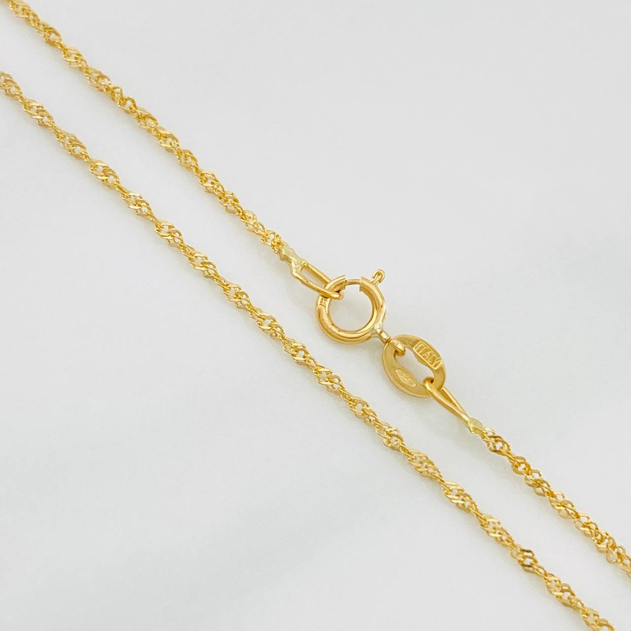 Cadena Singapur 1.1g / 18 in / 0.5mm Oro Amarillo 18K