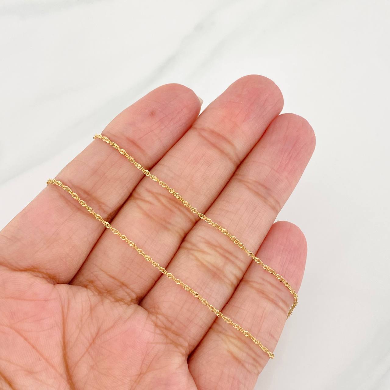 Cadena Singapur 1.1g / 18 in / 0.5mm Oro Amarillo 18K