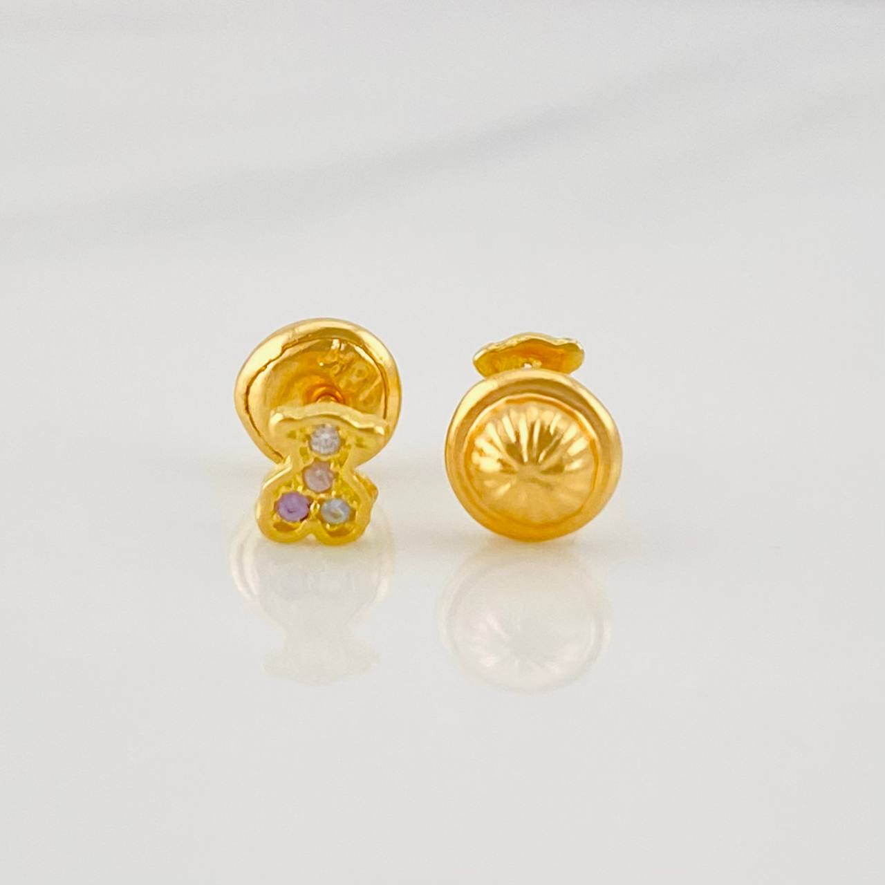 Stud Earrings Bear Ts 0.7g / in / 4.7mm Yellow Gold 18K