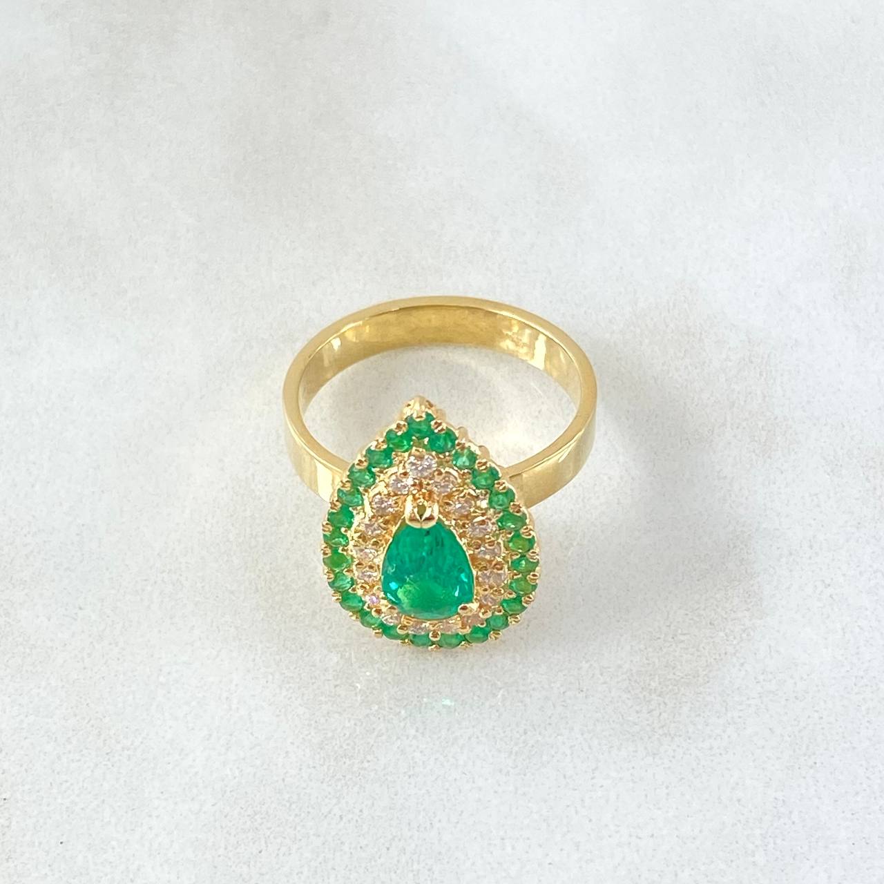 Halo Ring Drop Dense 6.15gr / T6 3/4 / Emeralds 1.17 Qts Diamonds 34pts Yellow Gold 18K (Jewel) *