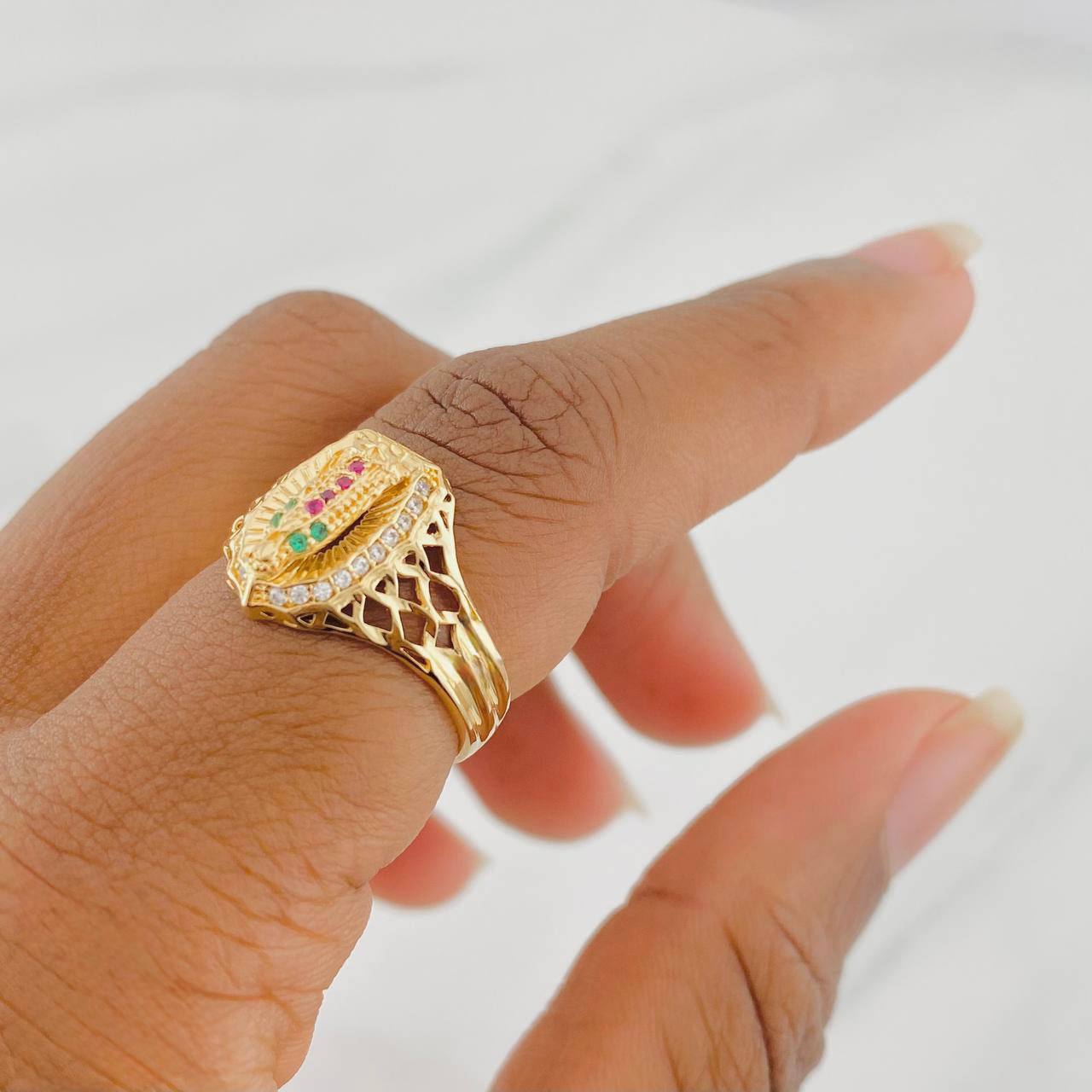 Virgin of Guadalupe Ring 3.5g / T6 3/4 Yellow Gold 18K