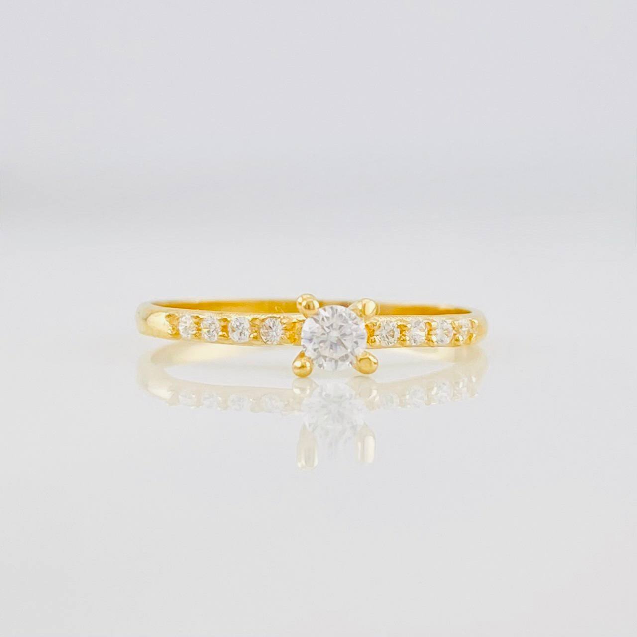 Solitaire Churumbela Ring 1.2g / T6 1/2 Yellow Gold 18K
