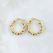 Candongas Asby 1.4gr / 1.6cm / Melcocha Punteadas Oro Amarillo 18K