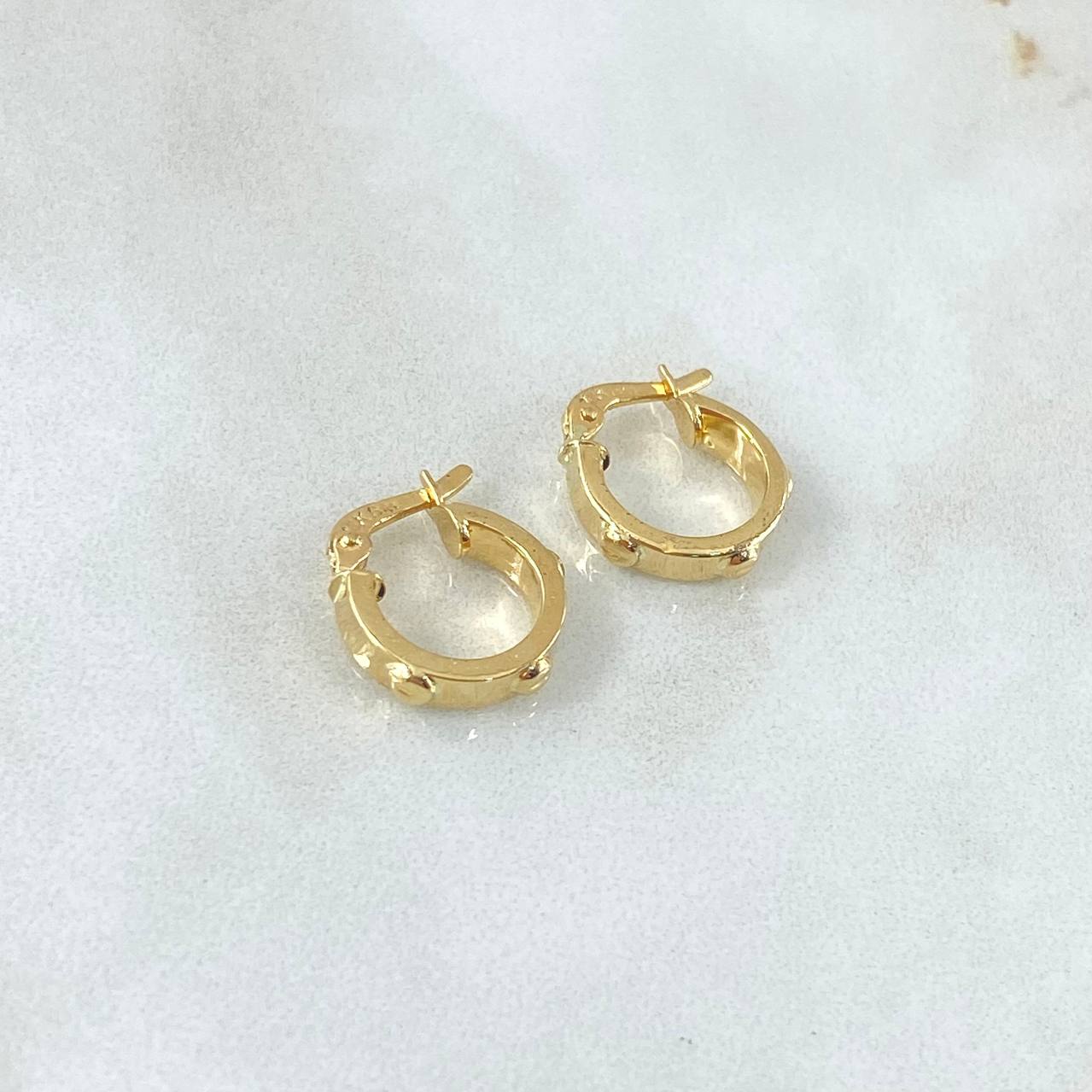 Candongas Tornillo 1.4gr / 1.3cm / Punteadas Oro Amarillo 18K