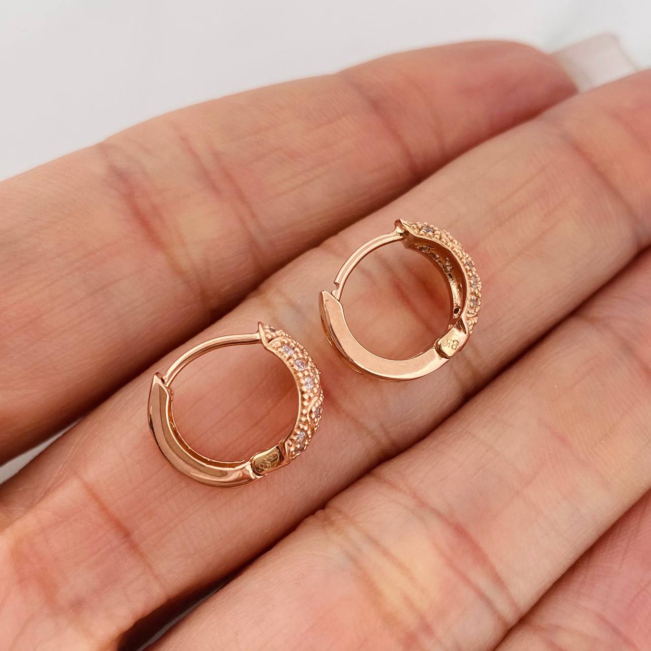 Candongas Zig Zag Basteada 2.75gr / 1/2 in / 5.6mm Oro Rosa 18K &