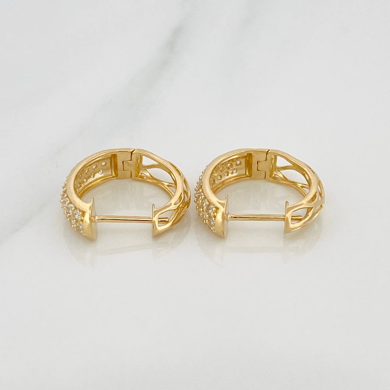 Candongas Triple Carril 3.9gr / 1/2 in / 4.9mm Oro Amarillo 18K &