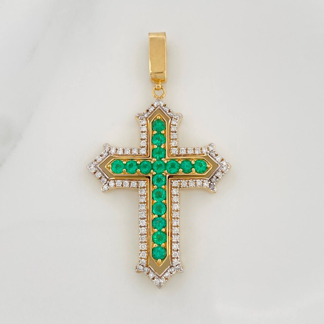 Dense Cross Pendant Emeralds 75 pts Diamonds 32 pts 6.7gr / 1 3/4 in / Two Yellow White Golds 18K %