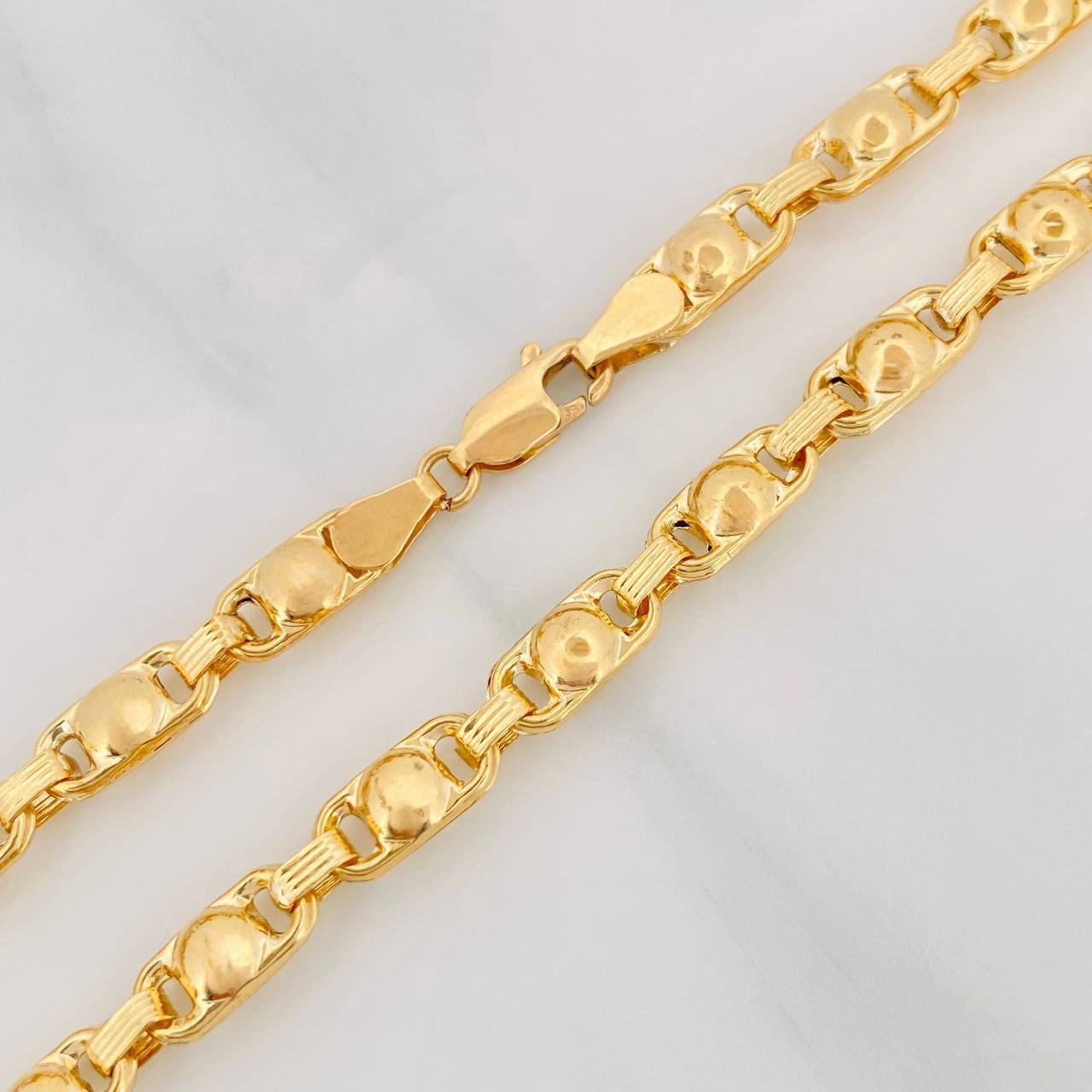 Cadena Rustica Burbuja 16.31g / 24 in / 4.7mm Oro Amarillo 18K