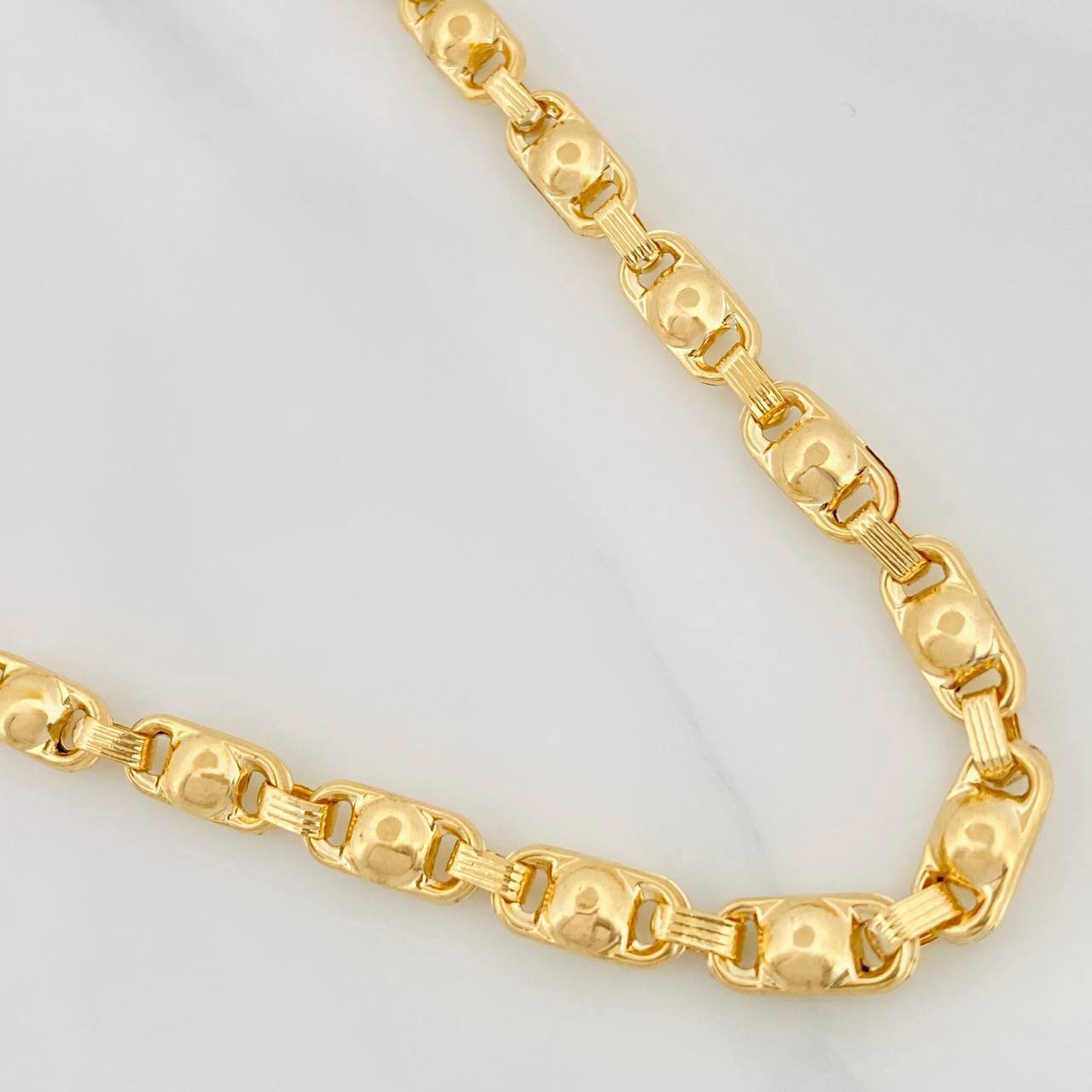 Cadena Rustica Burbuja 16.31g / 24 in / 4.7mm Oro Amarillo 18K
