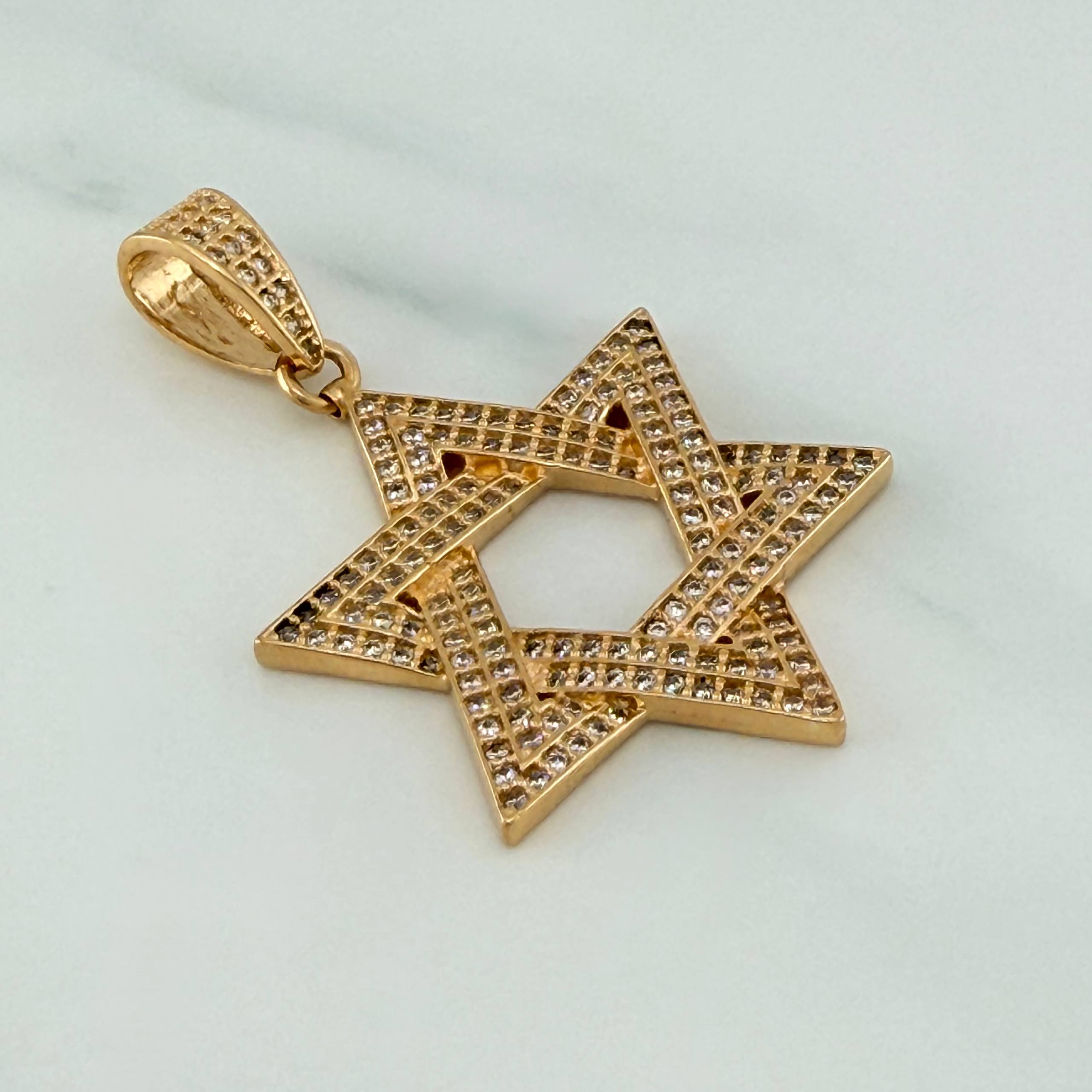 Pendant Star of David 8.6 g / 2 in Yellow Gold 18K