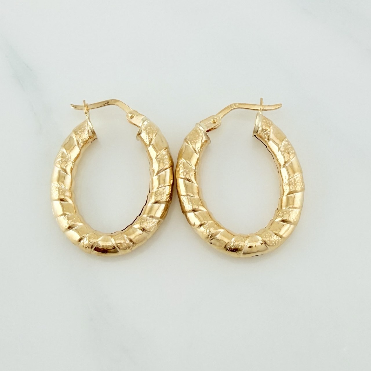 Candongas Noel 2.7 g / 1 in Oro Amarillo 18K