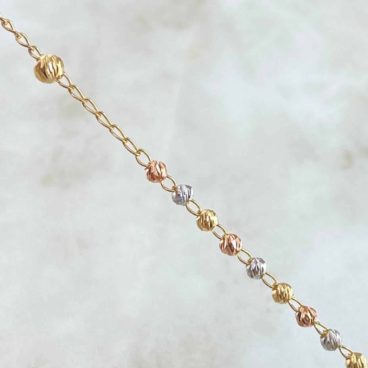 Miraculous Virgin Rosary 7.5gr / 45cm / 3mm-4mm Beads Diamond Cut Cross Cristo Basto Screwed Three 18K Gold *