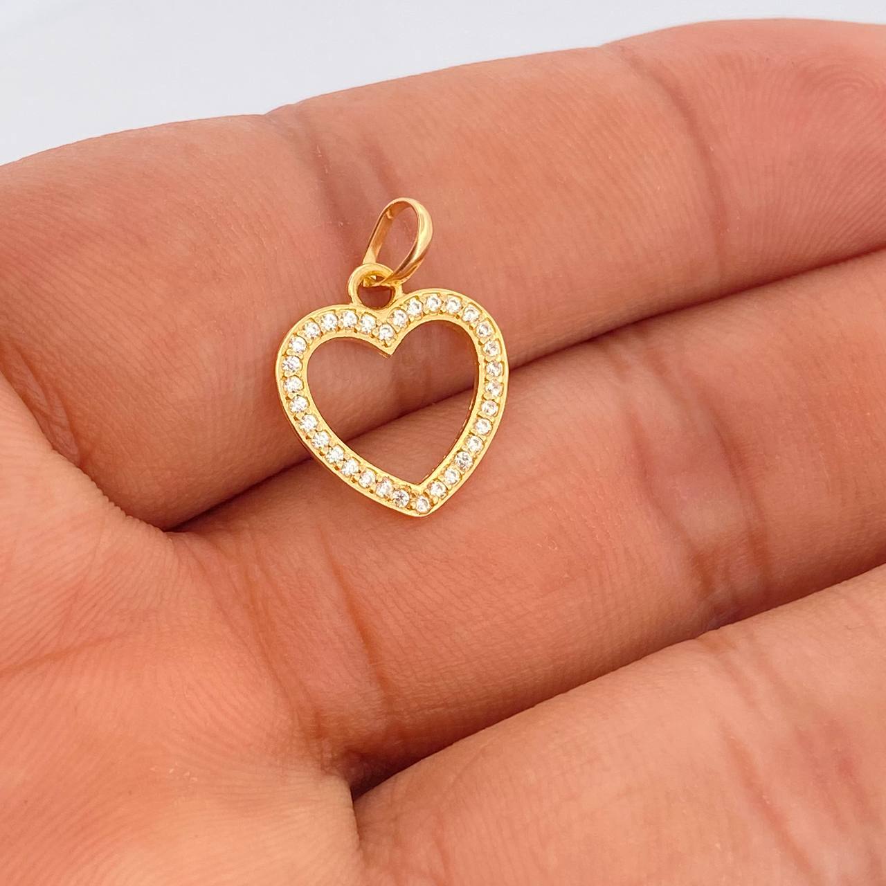 Dije Silueta Corazon 0.95gr / Oro Amarillo 18K %