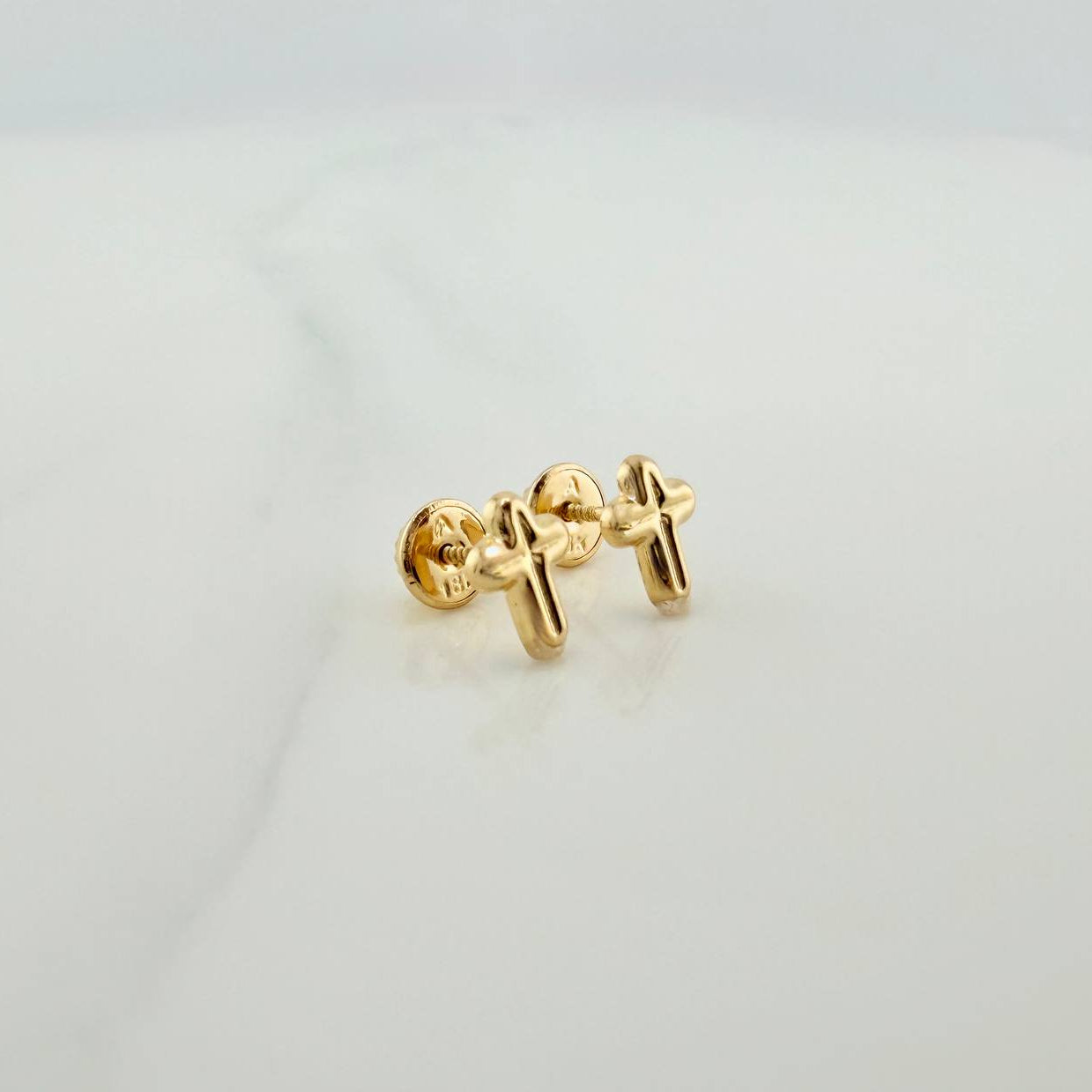 Topos Cruz 0.55gr / 7.37mm Oro Amarillo 18K &