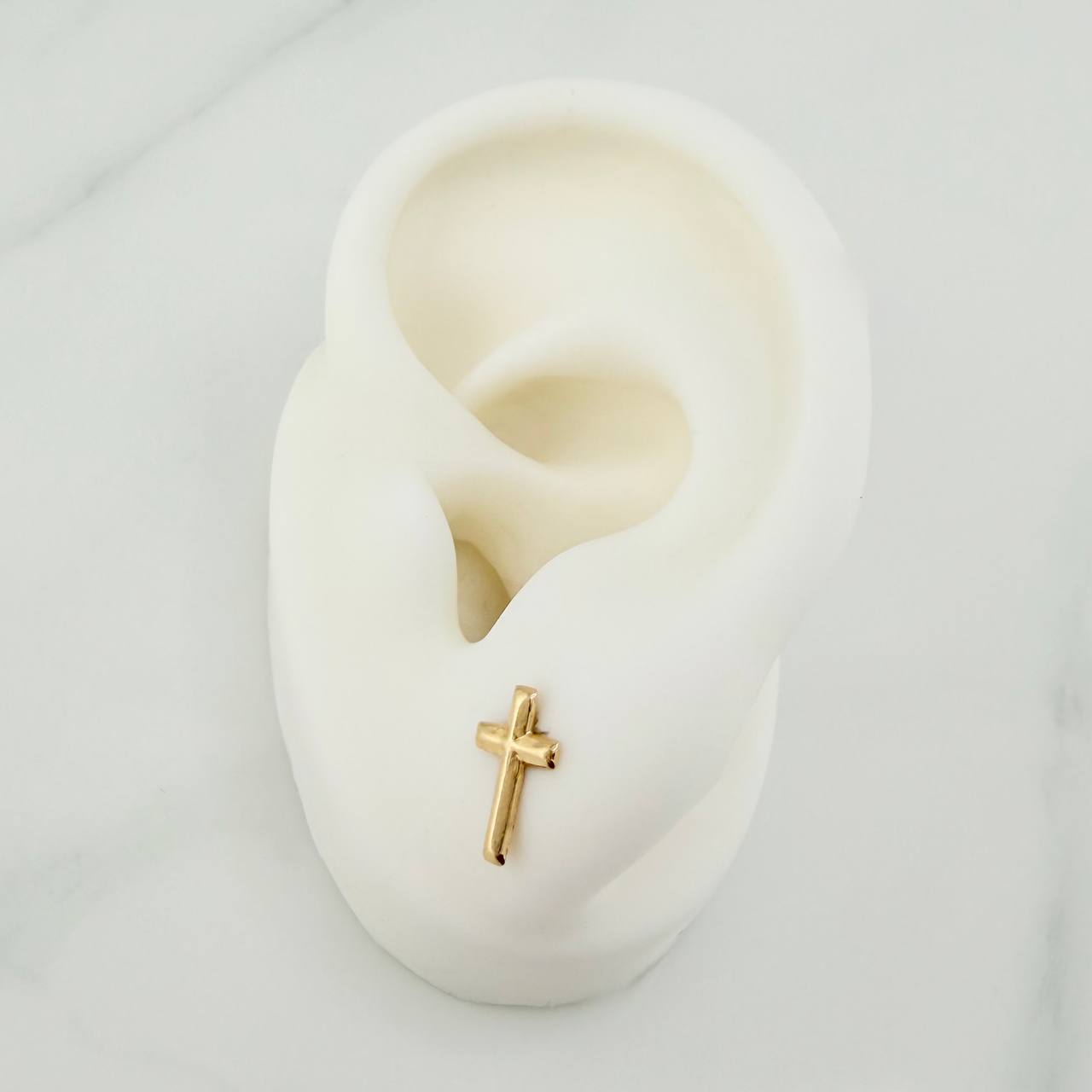 Topos Cruz  0.55gr / Oro Amarillo 18K &