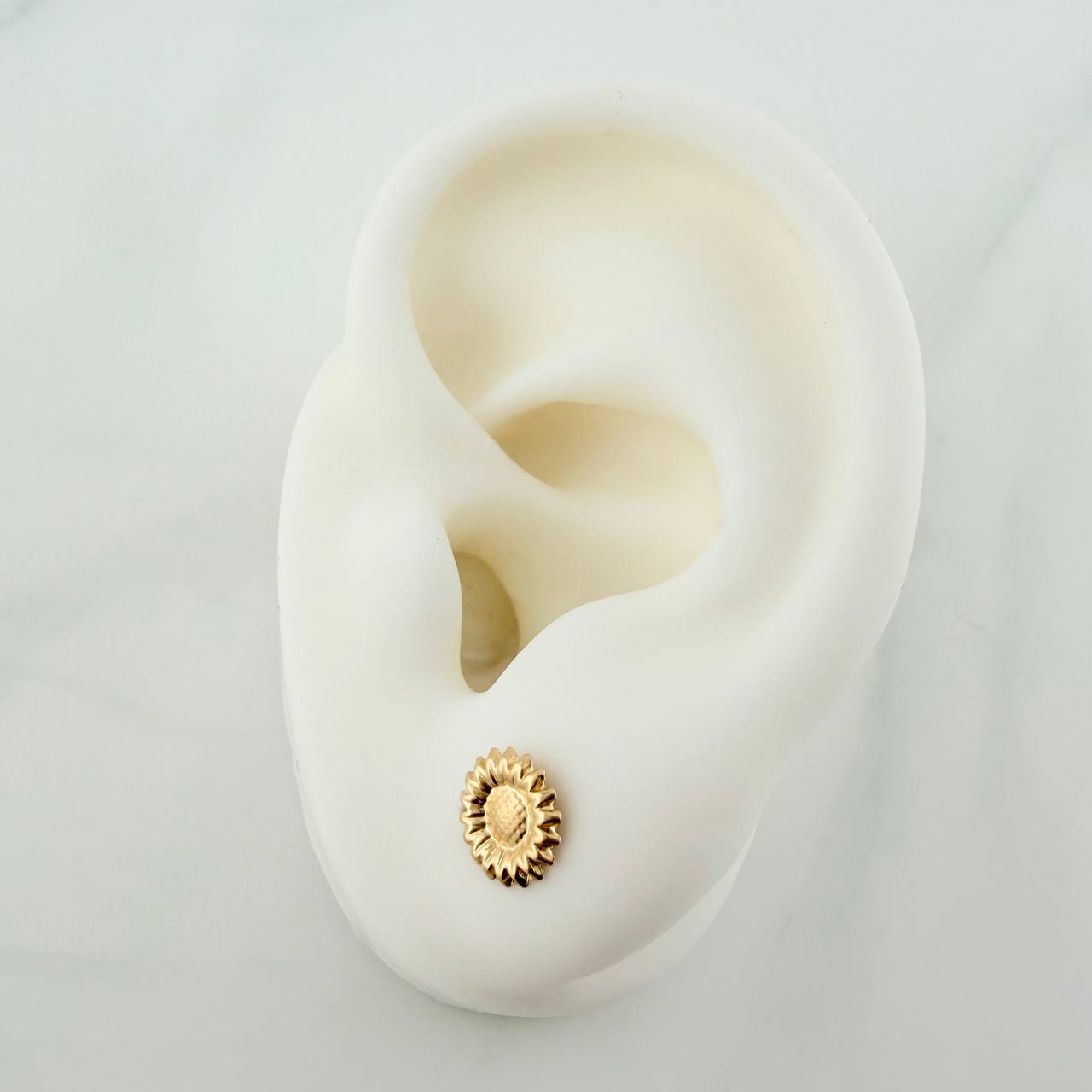 Topos Girasol 0.7gr / 7.5mm Oro Amarillo 18K &
